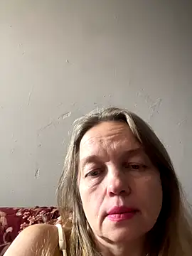 Susanel online show from September 26, 2025, 11:17 am