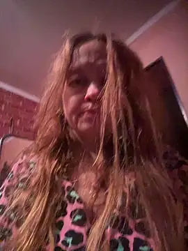 Susanel online show from June 14, 2026, 10:11 pm