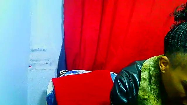 Snapshot of freaky_naughty chatting on May 27, 2026, 11:28 am freaky naughty online show from May 27, 2026, 11:28 am