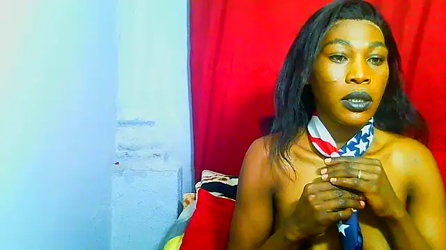 Snapshot of freaky_naughty chatting on July 1, 2026, 11:32 am freaky naughty online show from July 1, 2026, 11:32 am