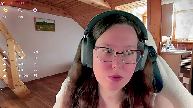 Snapshot of Victoria_Romans chatting on March 26, 2026, 11:19 am Victoria Romans online show from March 26, 2026, 11:19 am