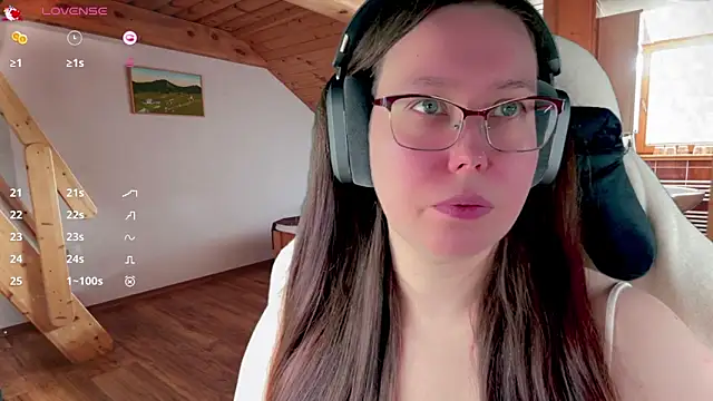 Snapshot of Victoria_Romans chatting on March 16, 2026, 5:55 am Victoria Romans online show from March 16, 2026, 5:55 am