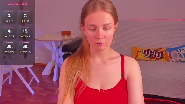 SweetMilkis online show from June 21, 2026, 1:17 pm