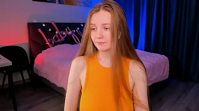 SweetMilkis online show from February 12, 2025, 9:20 am