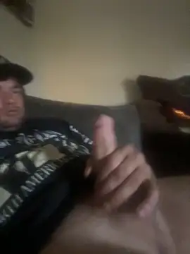 cumgitsumdic online show from November 8, 2025, 10:24 pm