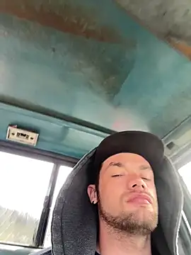 cumgitsumdic online show from March 15, 2025, 5:59 pm