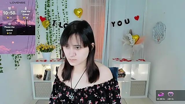 Alexa Lexi  online show from February 11, 2026, 10:48 am