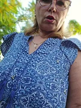 elacoquette online show from June 22, 2026, 3:36 am