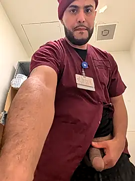 Snapshot of gardy8585 chatting on December 21, 2025, 1:02 pm gardy8585 online show from December 21, 2025, 1:02 pm