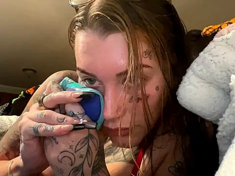 Snapshot of lexymarie chatting on November 6, 2025, 1:53 am lexymarie online show from November 6, 2025, 1:53 am