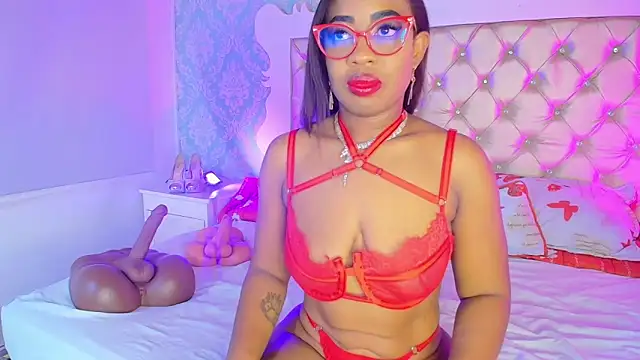 Snapshot of CaseyMoon chatting on March 15, 2026, 12:23 pm CaseyMoon online show from March 15, 2026, 12:23 pm