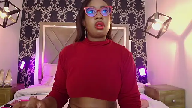 CaseyMoon online show from July 23, 2026, 12:13 pm