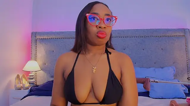 CaseyMoon online show from June 11, 2026, 12:35 pm