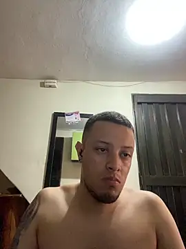 StativeRich online show from October 4, 2025, 8:32 pm