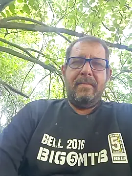 Snapshot of TryingWind chatting on April 4, 2026, 10:33 am TryingWind online show from April 4, 2026, 10:33 am