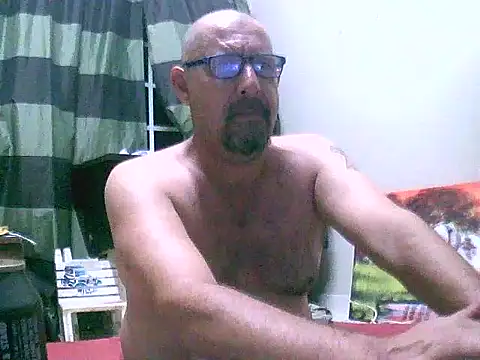 Snapshot of TryingWind chatting on January 18, 2026, 5:49 pm TryingWind online show from January 18, 2026, 5:49 pm