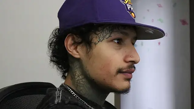 trieone online show from October 1, 2025, 9:07 pm