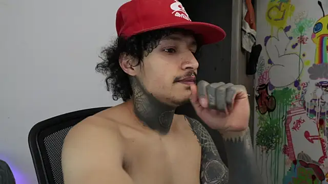 trieone online show from February 19, 2026, 1:57 am