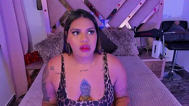 Victoria14  online show from February 25, 2025, 1:30 am