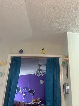 lolabunny9 online show from March 16, 2025, 2:00 pm