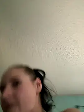 lolabunny9 online show from September 24, 2025, 3:18 pm