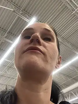 lolabunny9 online show from February 14, 2025, 4:41 pm