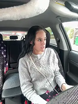 lolabunny9 online show from March 9, 2025, 4:00 pm