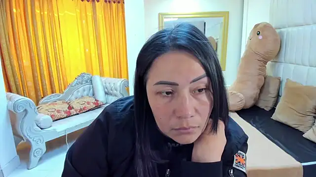 gaby trent online show from October 23, 2025, 2:16 pm