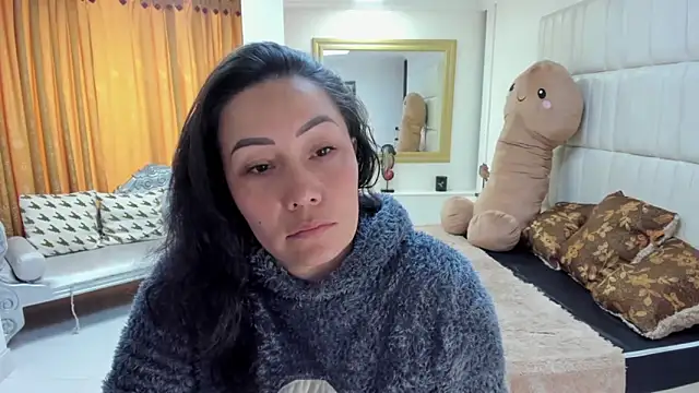 gaby trent online show from November 4, 2025, 3:27 pm