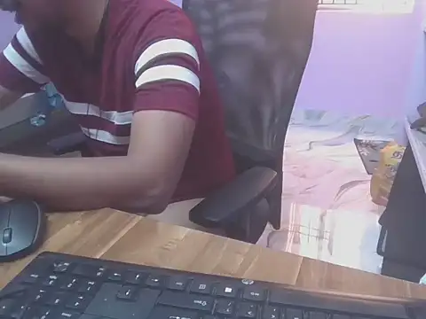 Rahulhjkl online show from November 7, 2025, 5:12 am