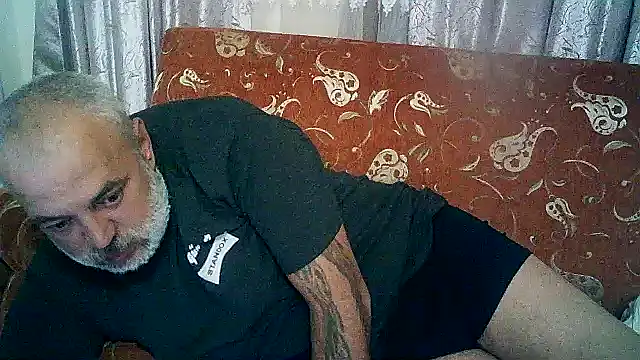 husoizmir online show from March 20, 2025, 6:31 pm