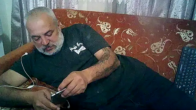 husoizmir online show from March 19, 2025, 6:34 pm