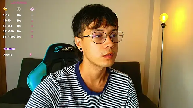 LeaneSeb online show from July 24, 2026, 11:01 pm