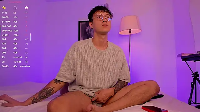 LeaneSeb online show from September 19, 2025, 8:57 pm