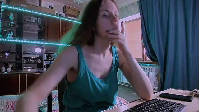 Snapshot of pa1e_pr1ncess chatting on July 24, 2026, 9:05 am pa1e pr1ncess online show from July 24, 2026, 9:05 am