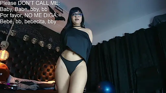 AlexHoe  online show from July 30, 2026, 6:40 pm