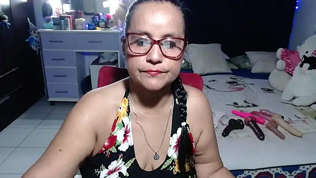 Snapshot of pervert_mommy_ chatting on June 30, 2026, 9:42 am pervert mommy online show from June 30, 2026, 9:42 am