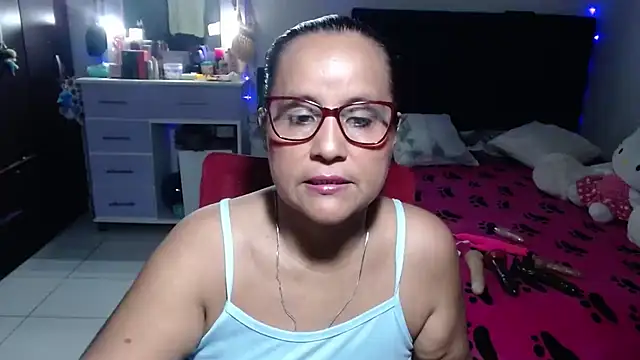 Snapshot of pervert_mommy_ chatting on July 6, 2026, 9:38 am pervert mommy online show from July 6, 2026, 9:38 am