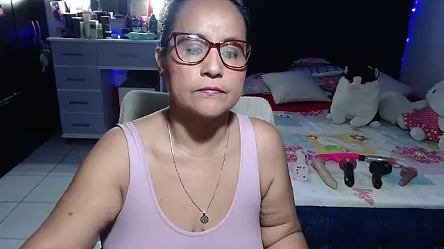 Snapshot of pervert_mommy_ chatting on July 27, 2026, 9:49 am pervert mommy online show from July 27, 2026, 9:49 am