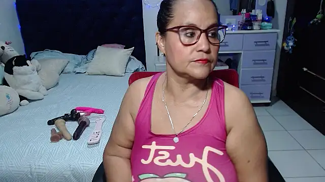 Snapshot of pervert_mommy_ chatting on May 12, 2026, 10:10 am pervert mommy online show from May 12, 2026, 10:10 am