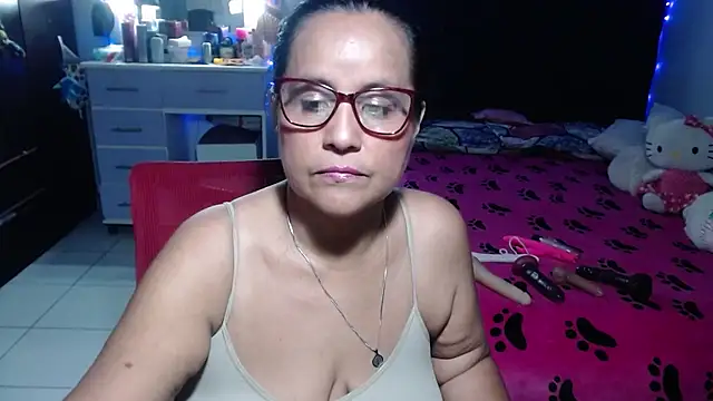 Snapshot of pervert_mommy_ chatting on July 2, 2026, 10:32 am pervert mommy online show from July 2, 2026, 10:32 am