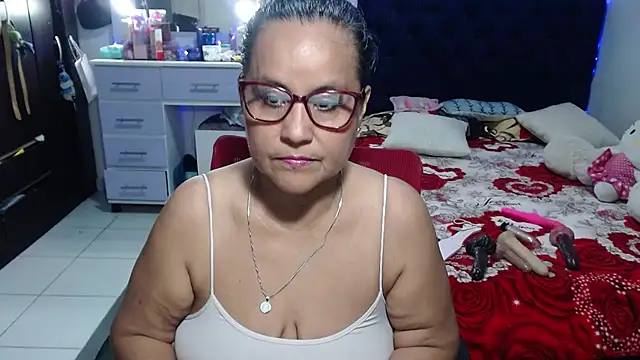 Snapshot of pervert_mommy_ chatting on June 9, 2026, 9:54 am pervert mommy online show from June 9, 2026, 9:54 am