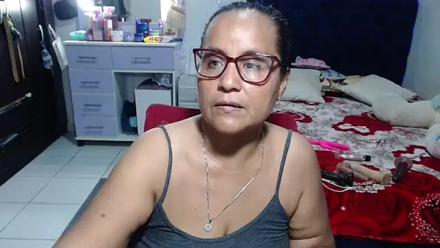 Snapshot of pervert_mommy_ chatting on June 10, 2026, 10:49 am pervert mommy online show from June 10, 2026, 10:49 am