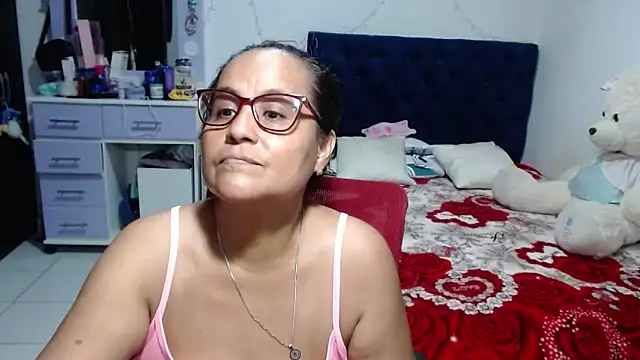 Snapshot of pervert_mommy_ chatting on May 20, 2026, 2:03 pm pervert mommy online show from May 20, 2026, 2:03 pm