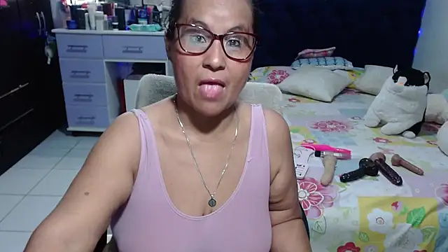 Snapshot of pervert_mommy_ chatting on July 29, 2026, 10:03 am pervert mommy online show from July 29, 2026, 10:03 am