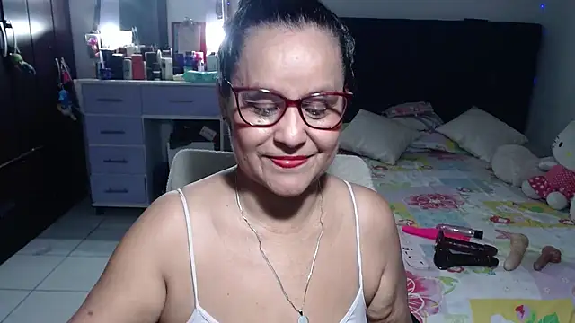 Snapshot of pervert_mommy_ chatting on July 20, 2026, 9:38 am pervert mommy online show from July 20, 2026, 9:38 am