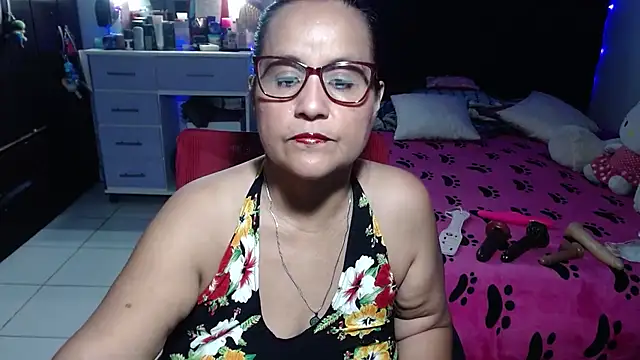 Snapshot of pervert_mommy_ chatting on July 13, 2026, 9:41 am pervert mommy online show from July 13, 2026, 9:41 am