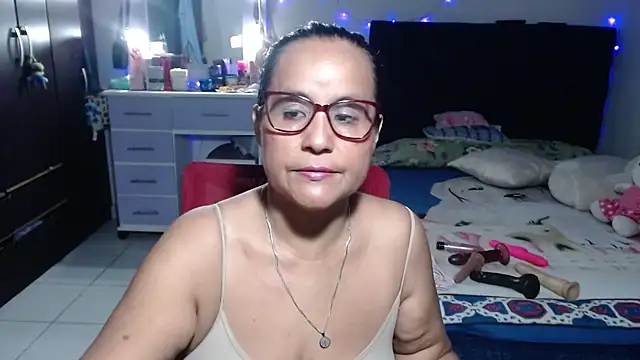 Snapshot of pervert_mommy_ chatting on June 24, 2026, 10:58 am pervert mommy online show from June 24, 2026, 10:58 am