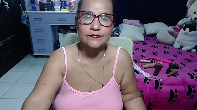 Snapshot of pervert_mommy_ chatting on July 9, 2026, 9:21 am pervert mommy online show from July 9, 2026, 9:21 am