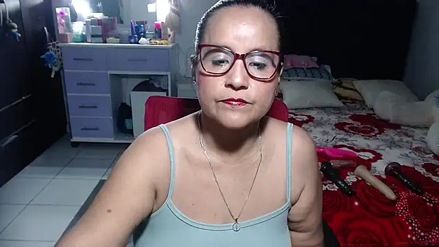 Snapshot of pervert_mommy_ chatting on June 15, 2026, 9:42 am pervert mommy online show from June 15, 2026, 9:42 am